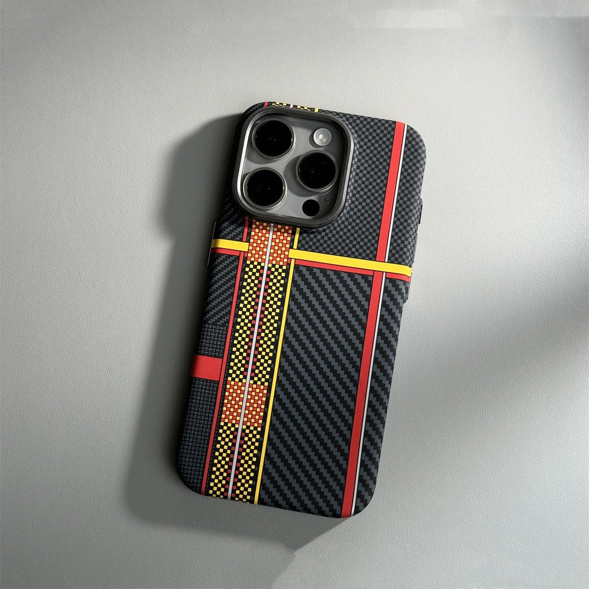 Track-Style Kevlar Carbon Fiber Magnetic Phone Case
